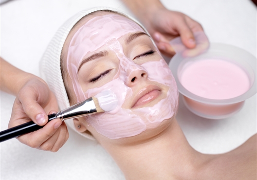 4fb82-facial-service-at-home.jpg